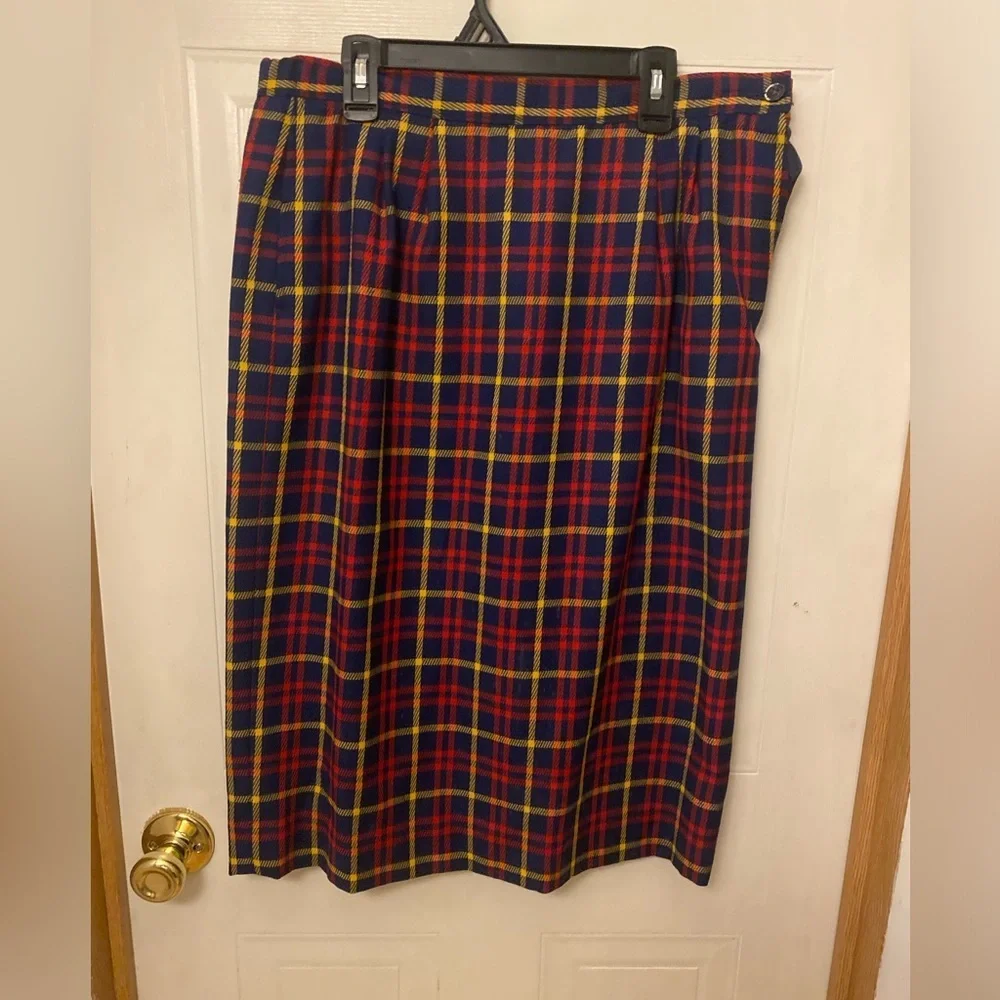 VTG Pendleton A-Line Pencil Skirt in Red Yellow and Blue Tartan Plaid 12